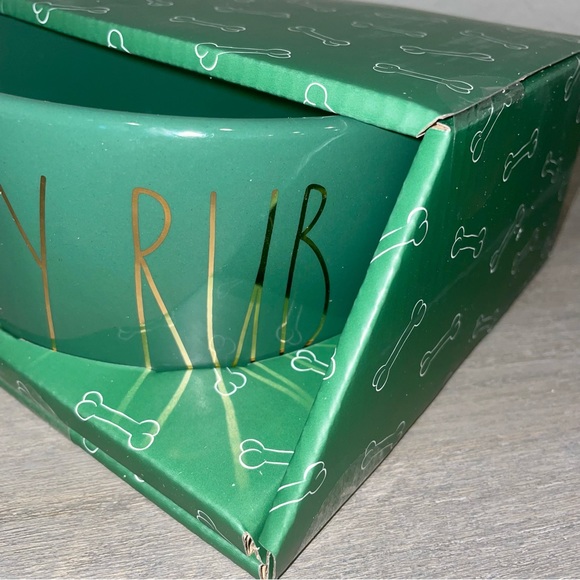 Rae Dunn Set of 2 Pet Bowls: BARK, LOVE & BELLY RUB Green with Gold lettering - Picture 5 of 7